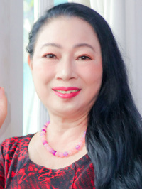 Asian woman Thuy Chinh (Chinh) from Ho Chi Minh City, Vietnam