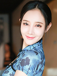 Asian woman Ximeng (Meng) from Guiyang, China