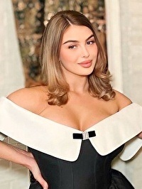 Latin single Mirella Maria from Toronto, Canada