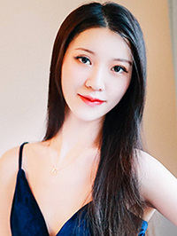 Asian woman Yanqiu (Qiu) from Shijiazhuang, China