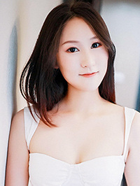 Asian woman Ying (Ying) from Chengdu, China