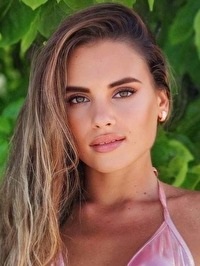 Ukrainian single Oryna from Sharjah, United Arab Emirates