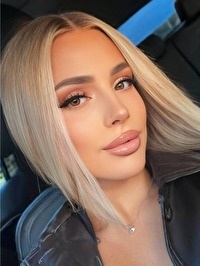 European single Violeta from Timişoara, Romania