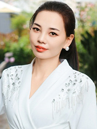 Asian single Li Jiang (Jane) from Qujing, China