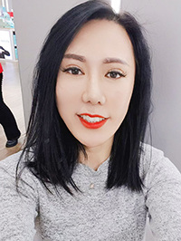 Asian woman Yu Hua (Jade) from Dezhou, China