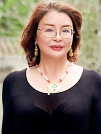 Asian woman Xi Qing (Wendy) from Zhuhai, China