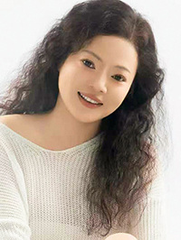 Asian woman Ya Ying (Amelia) from Fuzhou, China