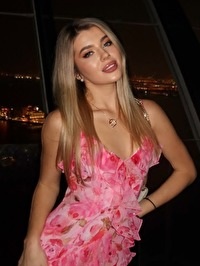 Ukrainian single Alina from Mykolayiv, Ukraine