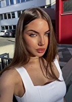 Russian single Varvara from Cologne