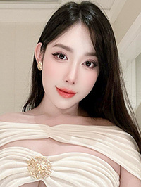 Asian single Huyen from Ho Chi Minh City, Vietnam