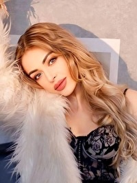 Ukrainian single Alina from Kharkiv, Ukraine