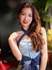 Asian single Ya Ya from Xi'an, China