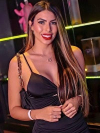 Latin single Amanda from Cambuí, Brazil
