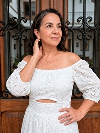 Latin single Elena from Medellín, Colombia