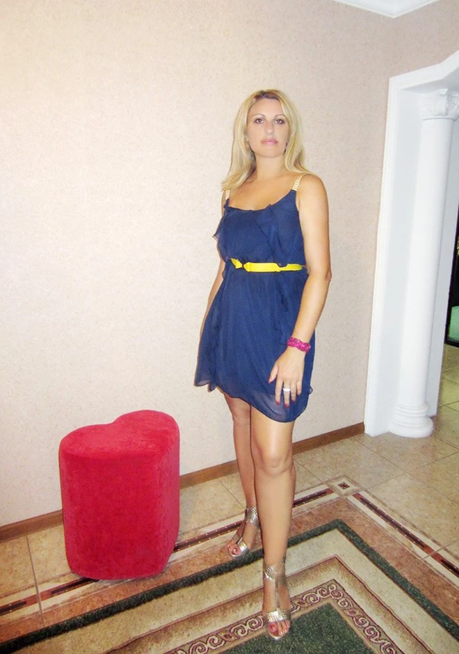 Single girl Ulyana 51 years old