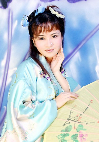 Asian bride Tian from Nanning
