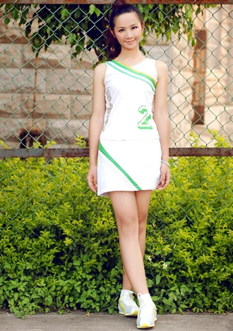 Asian bride Qiong from Beihai