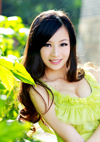 Asian bride Saihua from Changsha