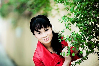 Single girl Shuwen 51 years old