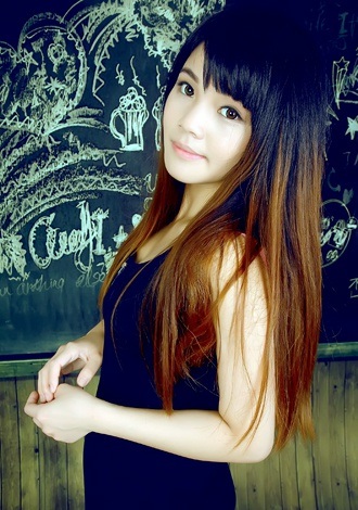 Single girl Yexin (Bella) 31 years old