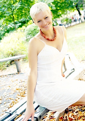 Ukrainian bride Oksana from Kiev