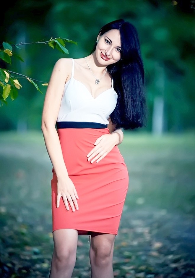 Single girl Julia 33 years old