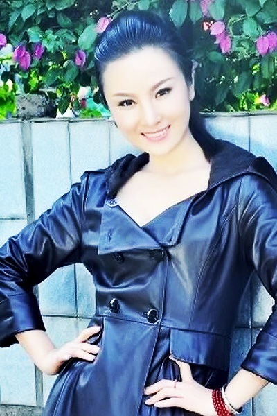 Single girl Yan (Alice) 44 years old