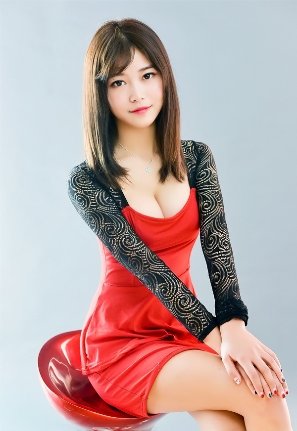 Single girl Ruihan (Han) 28 years old