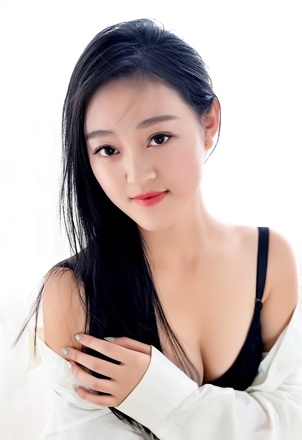 Single girl Yujin (Jodie) 29 years old