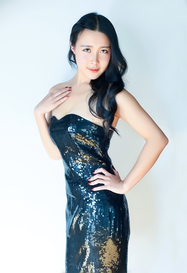 Single girl Xiaoxue (Phoebe) 27 years old