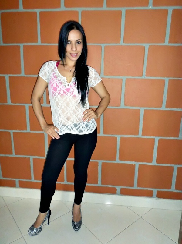 Single girl Alejandra 41 years old