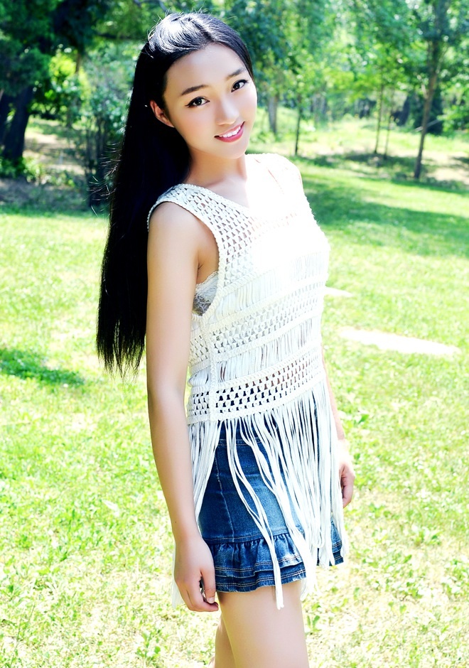Single girl Xiaoqing (Zoe) 27 years old