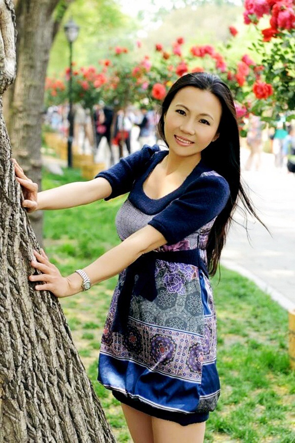 Single girl Haiying (Helen) 53 years old