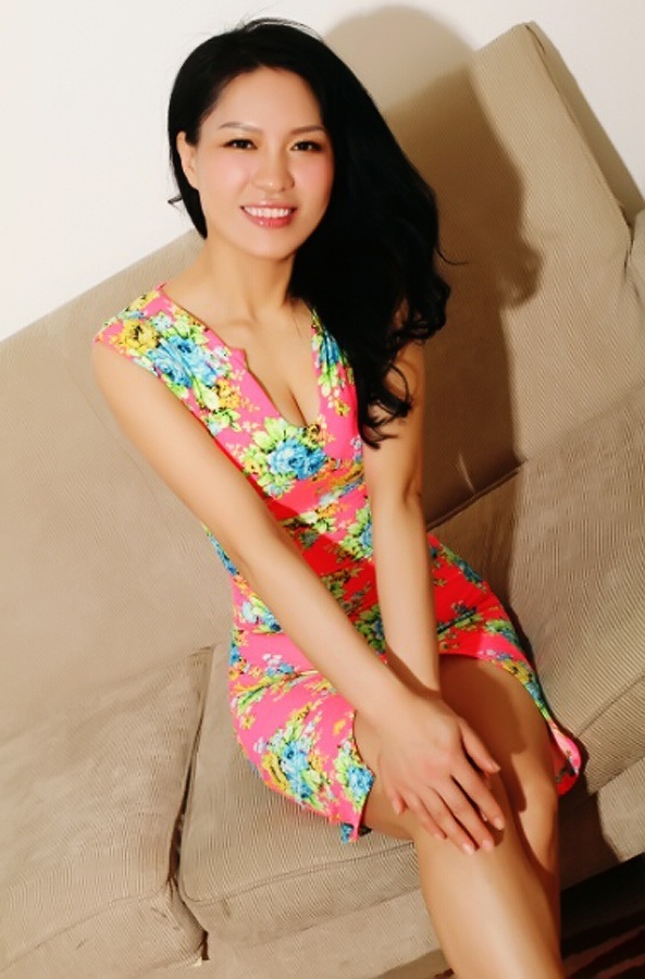 Single girl Xueming (Jasmine) 50 years old