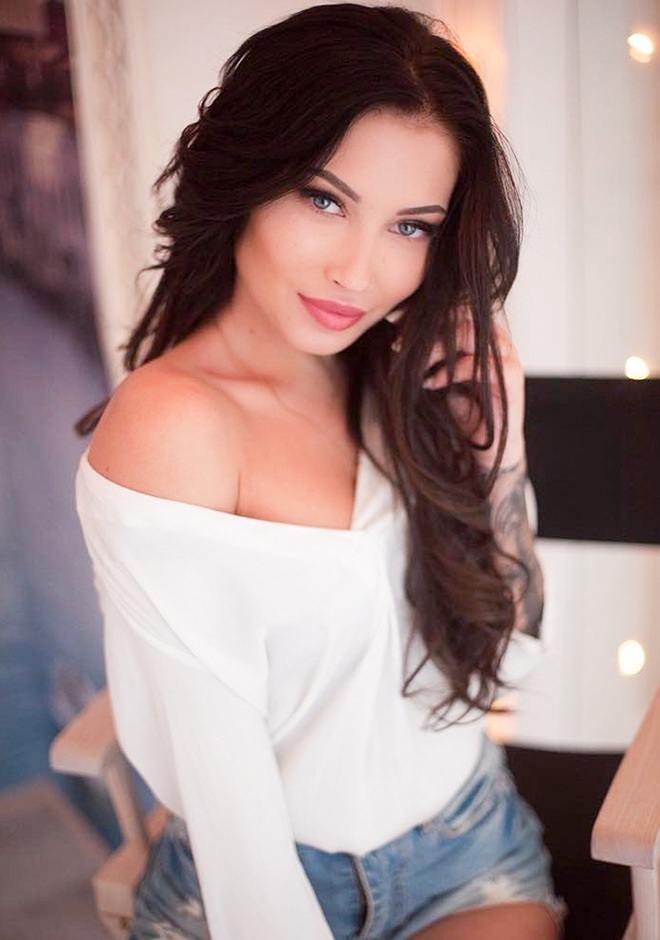 Single girl Viktoriya 26 years old