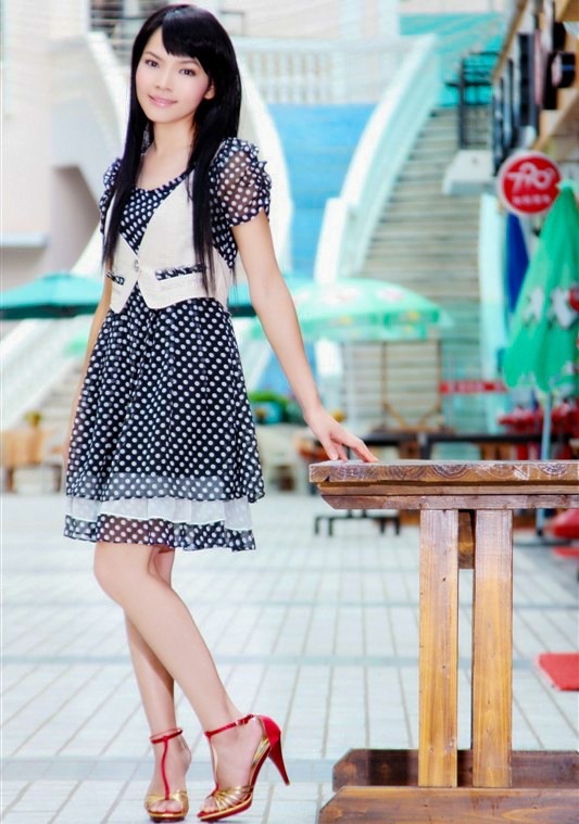 Single girl Chunmei (Tracy) 35 years old