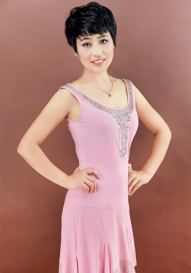 Asian bride Liyun (Joy) from Shenyang