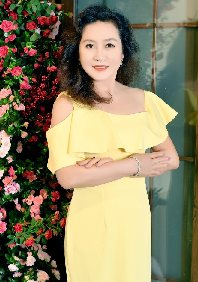 Single girl Xuehui 65 years old