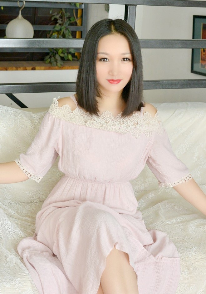 Asian bride Mingxin from Changjian