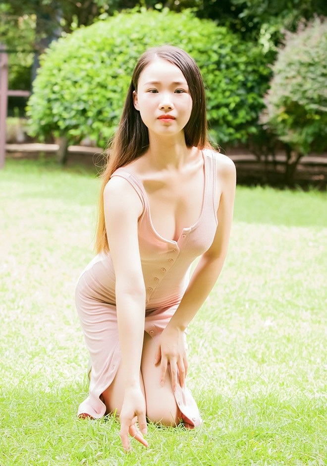 Single girl Xue 26 years old