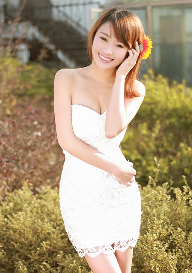 Asian bride Panpan from Changsha
