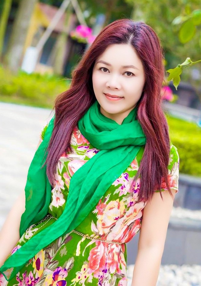 Asian bride Xiaoshuang from Zhuhai