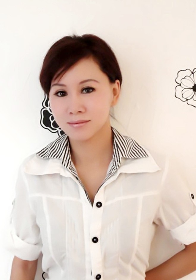 Single girl Shouzhi 52 years old