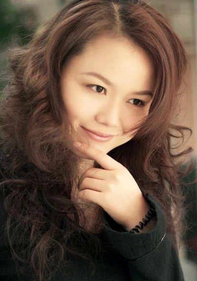 Single girl Wei (Vivi) 45 years old