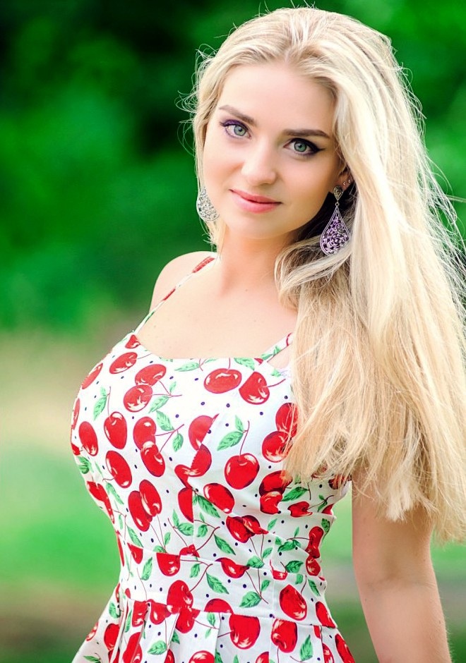 Single girl Alyona 33 years old