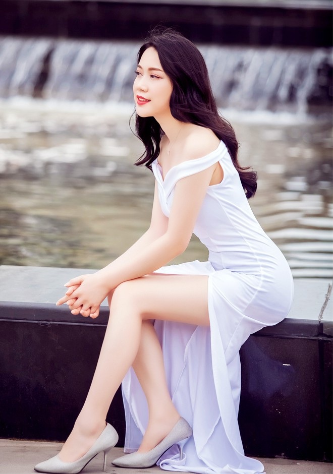 Asian bride Jieyin from Changsha