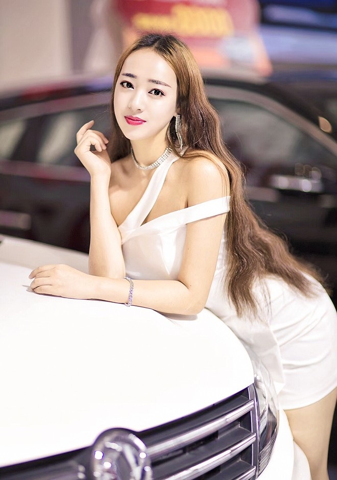 Asian bride Jingjing from Changsha