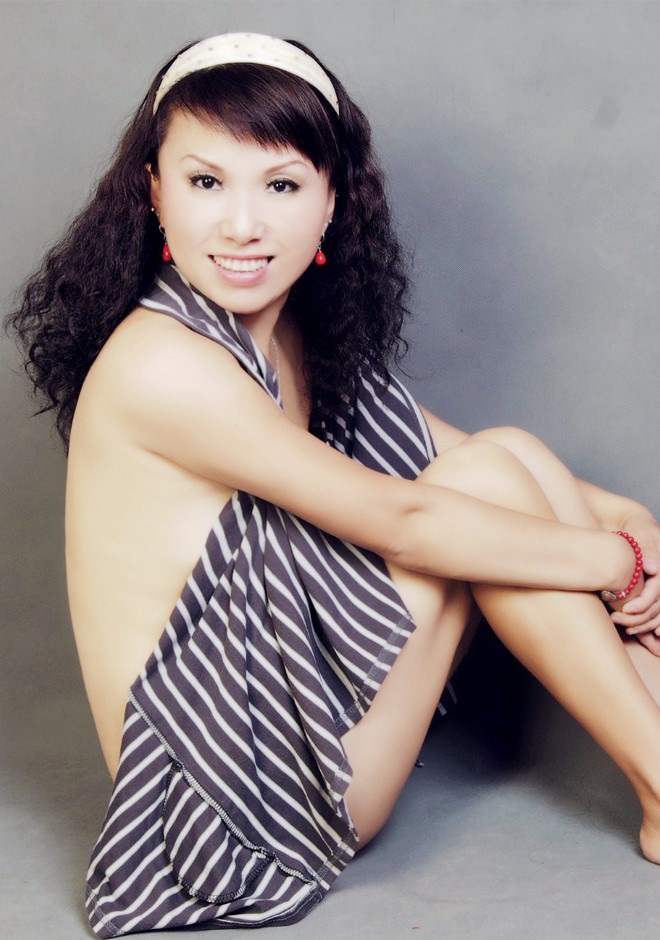 Asian bride Yuhong from Fushun