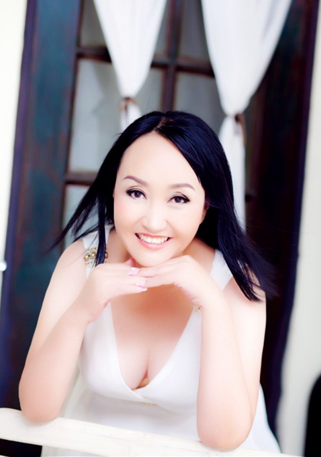 Asian bride Yuping from Anshan