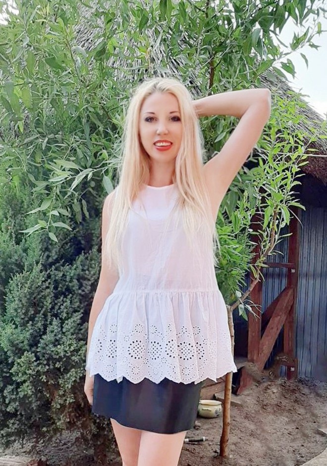 Ukrainian bride Lyudmila from Odessa